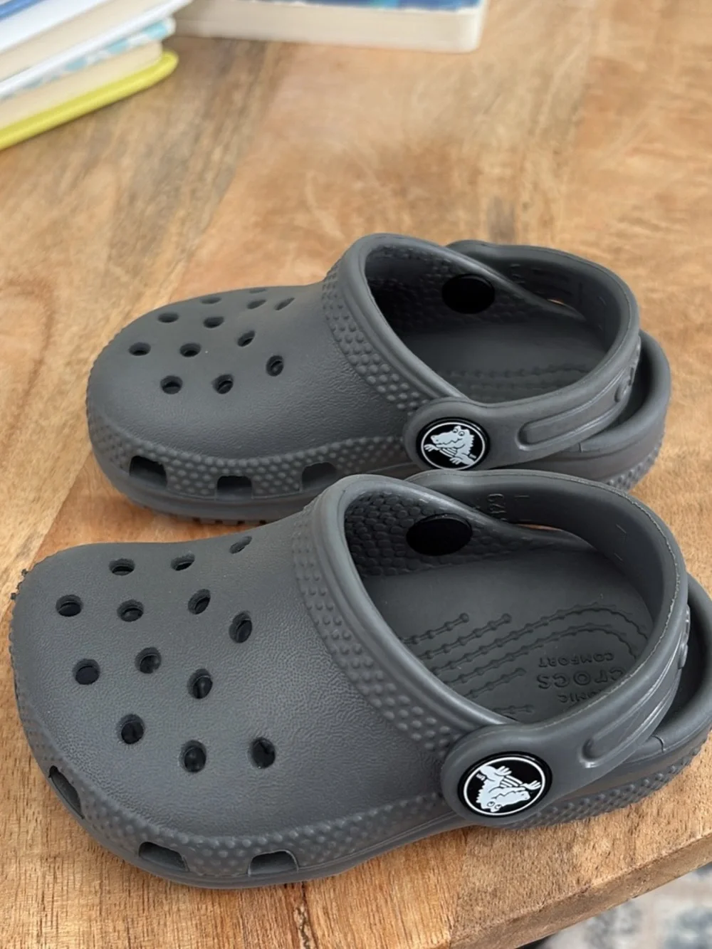 CROCS Kids Classic Clogs in Dark Gray